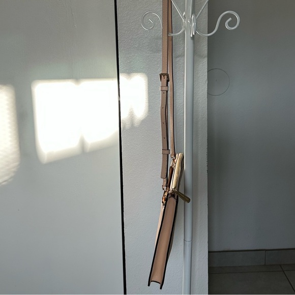 Michael Kors Tan Purse with Gold Cutouts - Picture 7 of 15